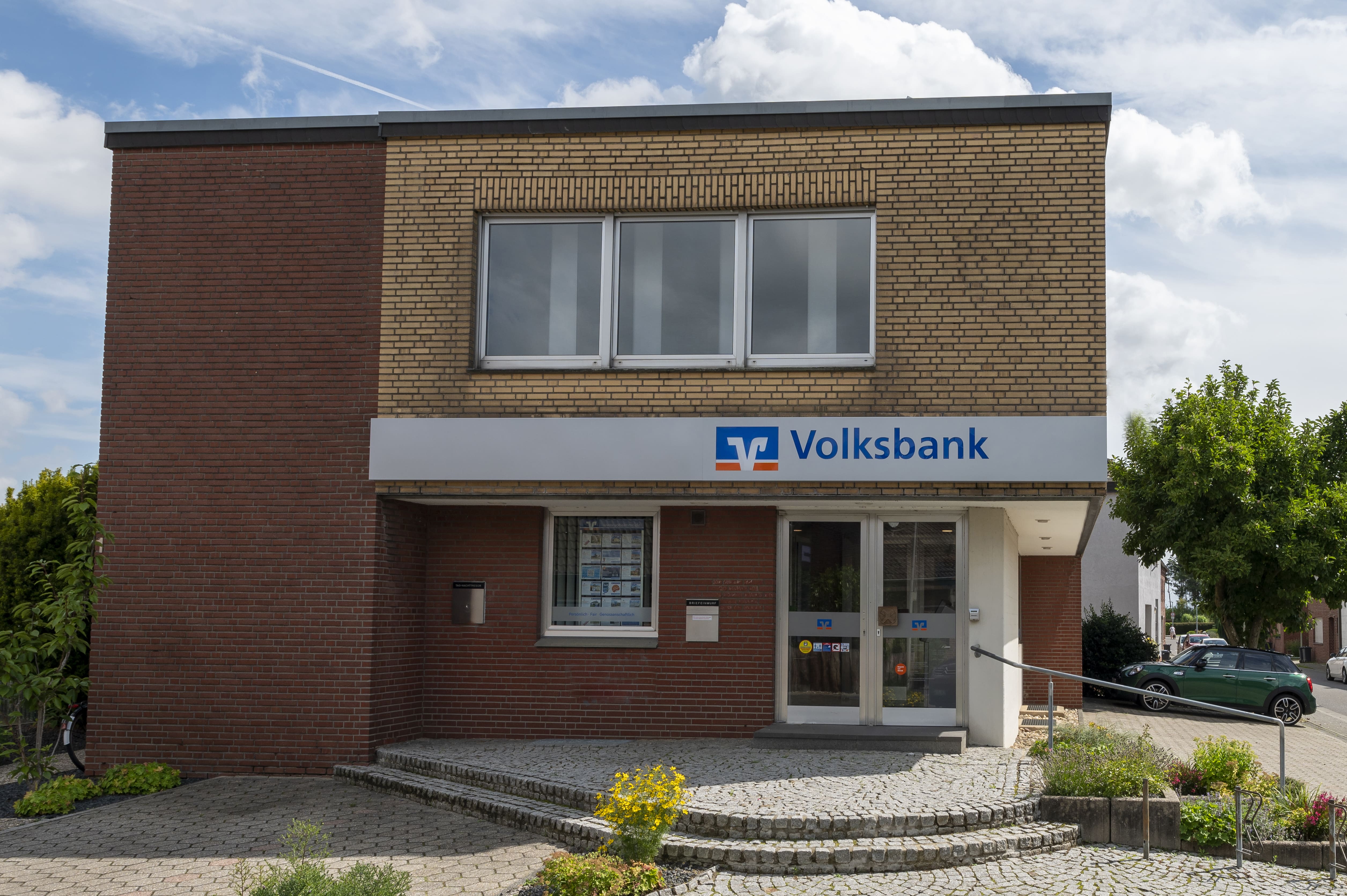 Volksbank Heinsberg eG, Filiale Venrath, Neustraße 1, 41812 Erkelenz Volksbank Heinsberg eG, Filiale Koslar, Neustraße 1, 41812 Erkelenz